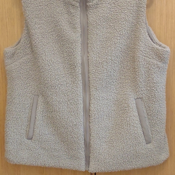 Nuvano SZ XL Grey Poly Zip Front Vest. - Picture 4 of 8